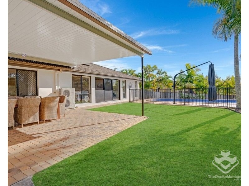 71 Clover Hill Drive, Mudgeeraba QLD 4213