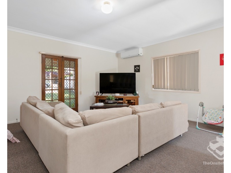 30 Beaufront Place, Forest Lake QLD 4078