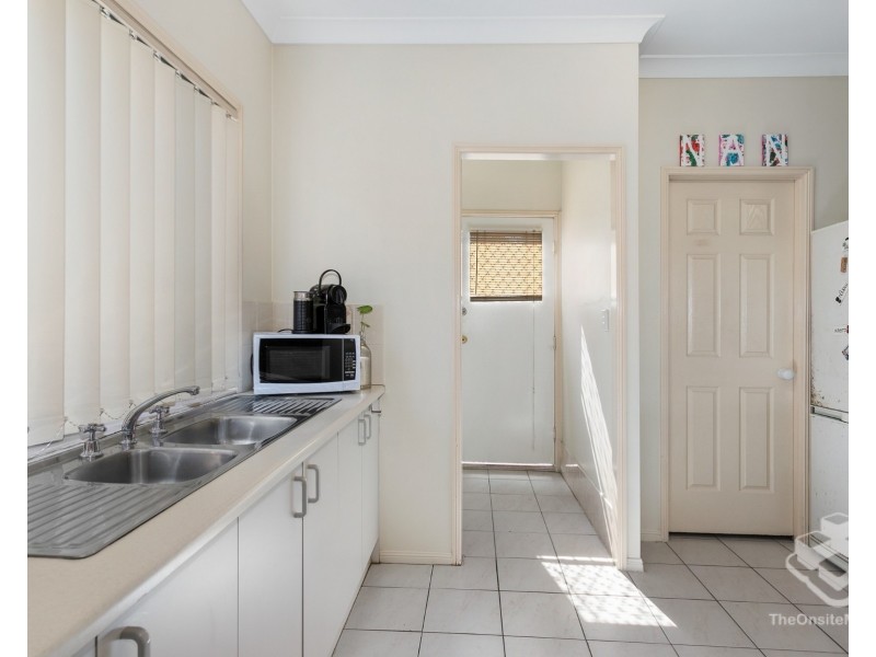 30 Beaufront Place, Forest Lake QLD 4078