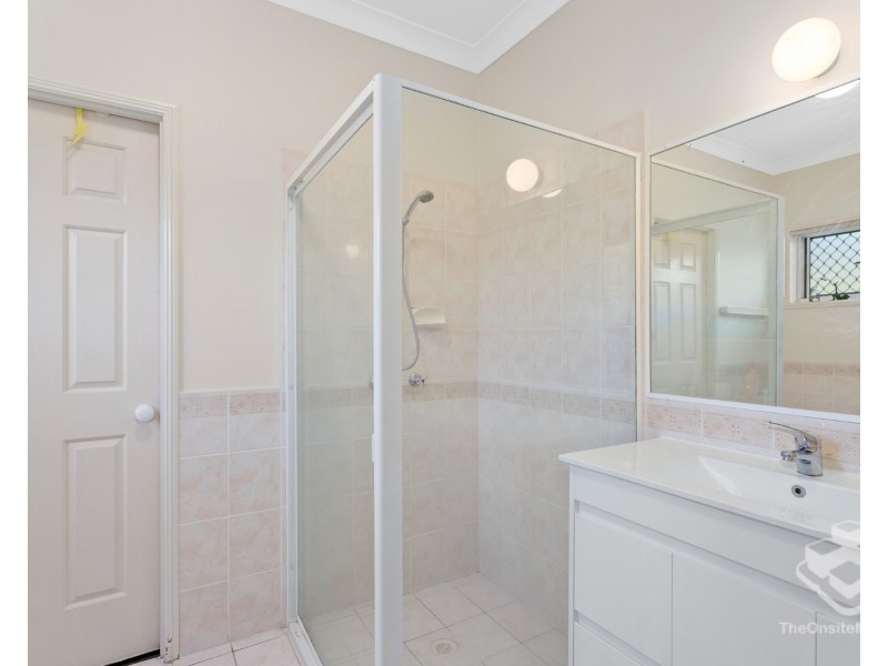 30 Beaufront Place, Forest Lake QLD 4078
