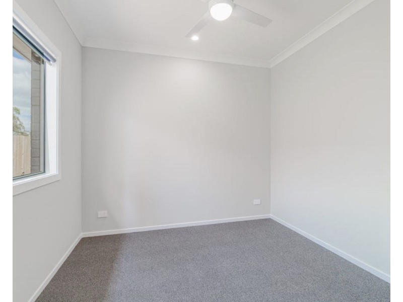 40 Zaffar Avenue, Park Ridge QLD 4125