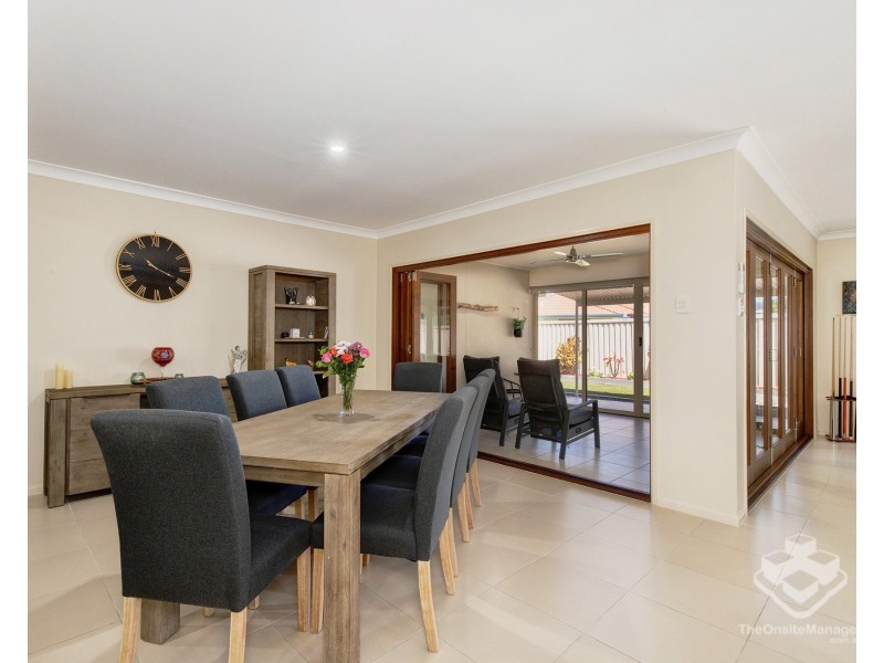 32 Regatta Avenue, Oxenford QLD 4210