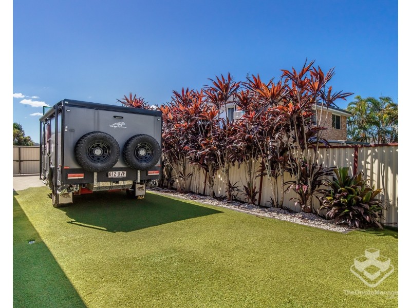 18 Tandanus Court, Oxenford QLD 4210