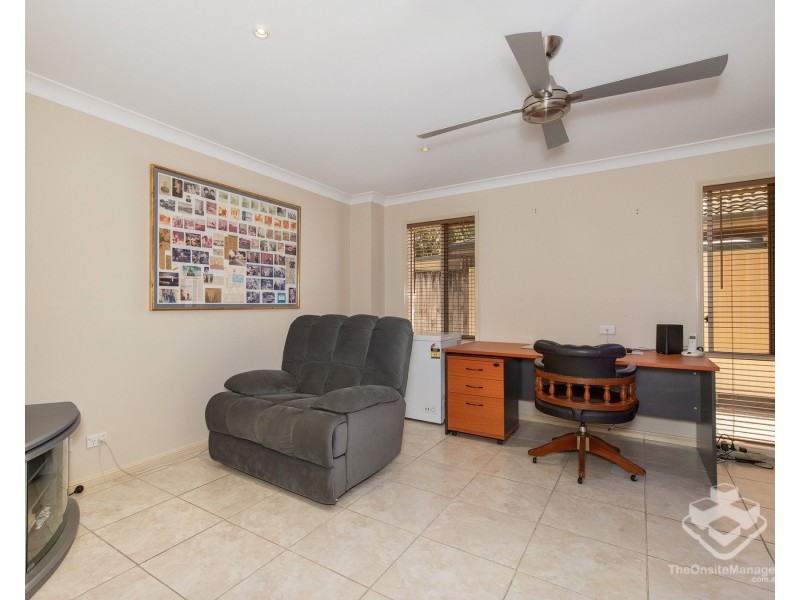 18 Tandanus Court, Oxenford QLD 4210