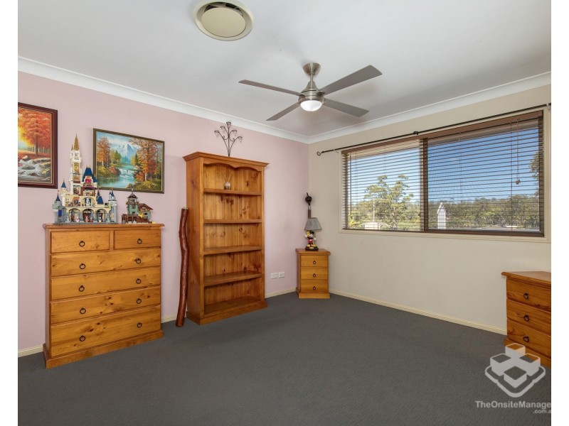 18 Tandanus Court, Oxenford QLD 4210