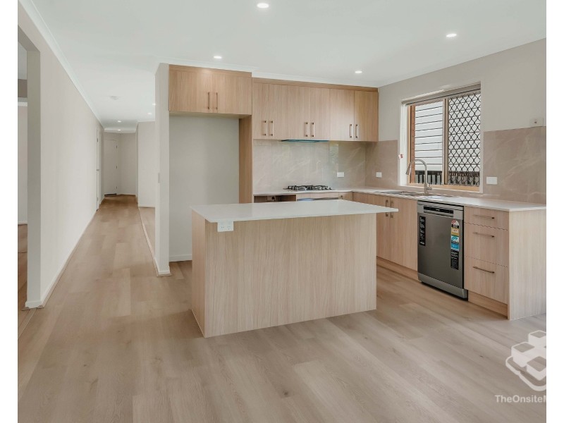 83 Maynard Street, Woolloongabba QLD 4102
