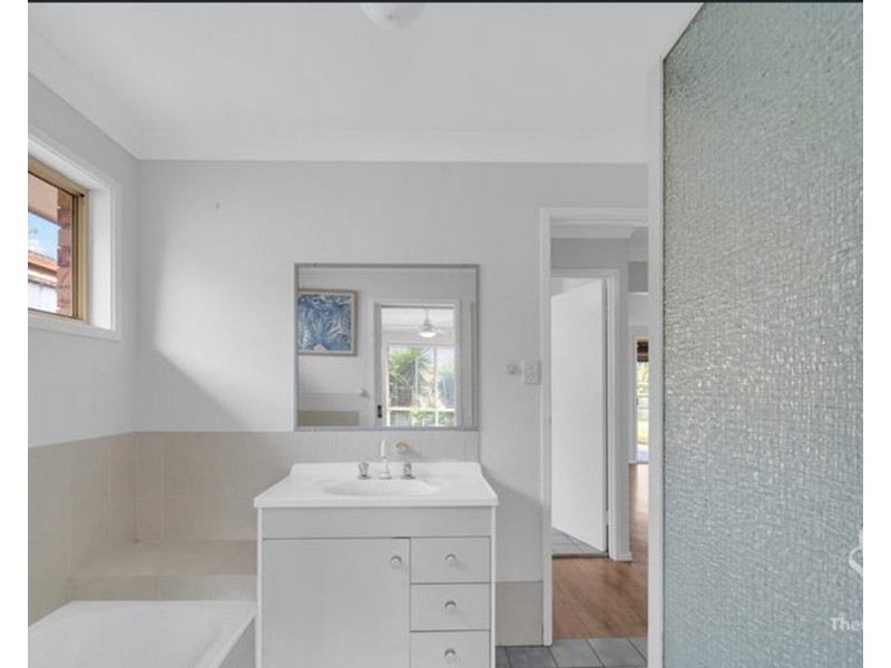 5 Penrose Circuit, Redbank Plains QLD 4301