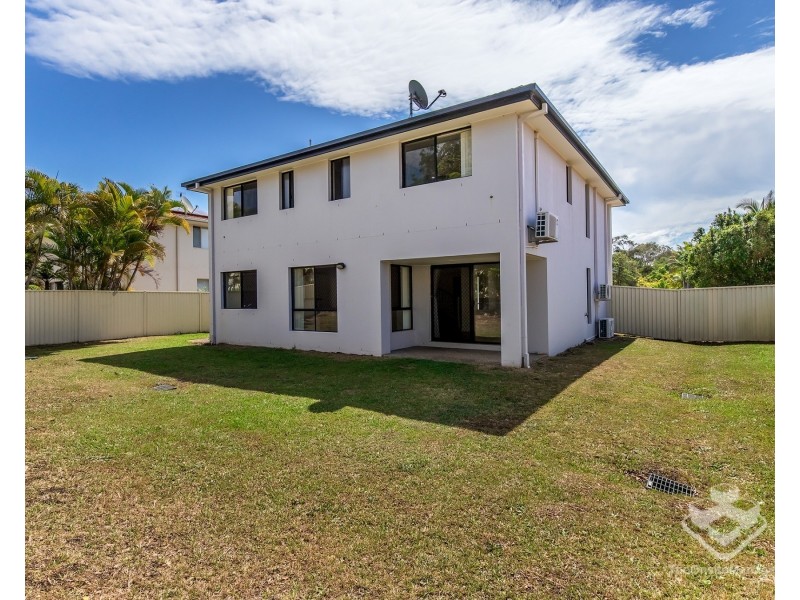 19 Tanzen Drive, Arundel QLD 4214