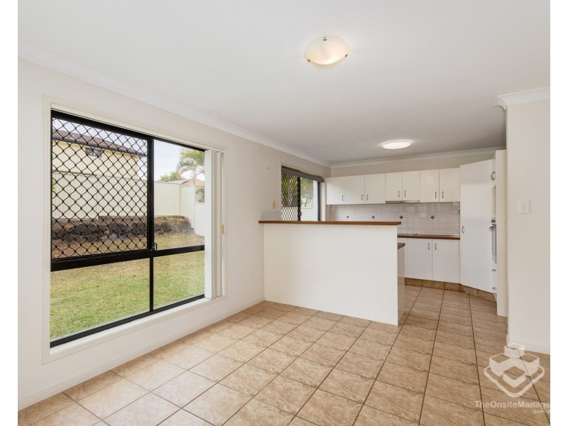 19 Tanzen Drive, Arundel QLD 4214