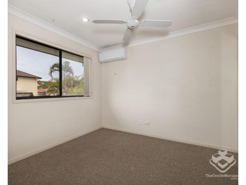 19 Tanzen Drive, Arundel QLD 4214