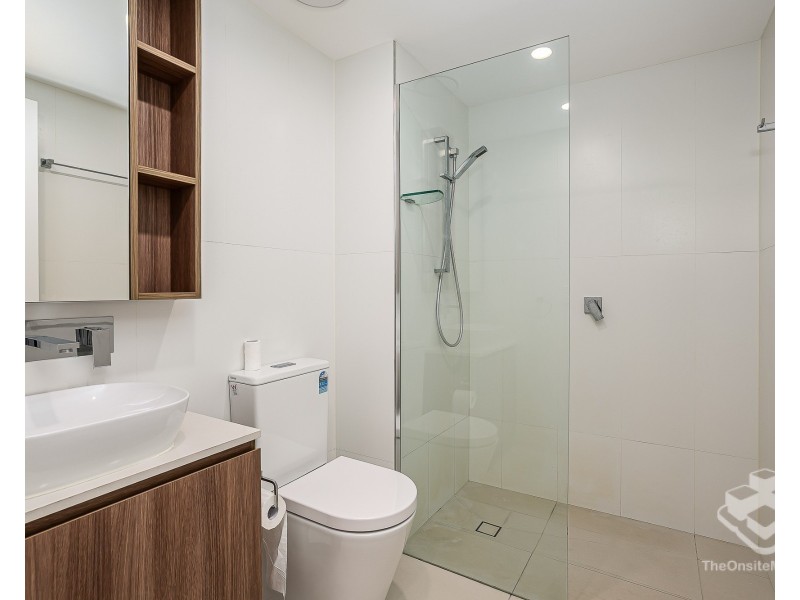 ID:21200718/ 220 Old Cleveland Road, Coorparoo QLD 4151