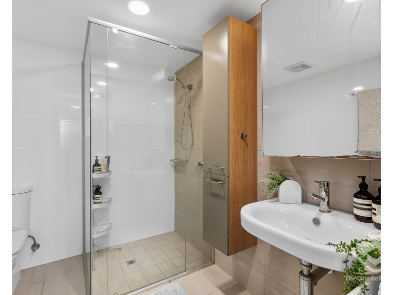 ID:21200728/6 Mariners Drive, Townsville City QLD 4810