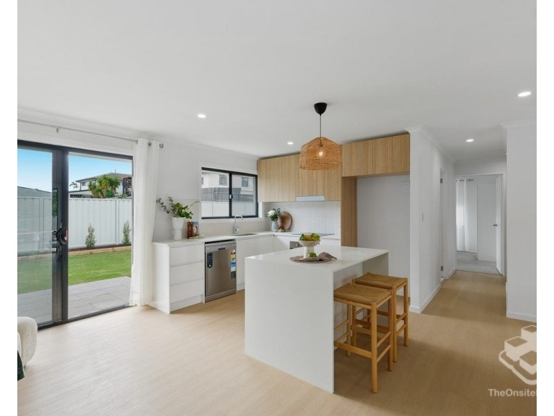 38 Surman Street, Birkdale QLD 4159