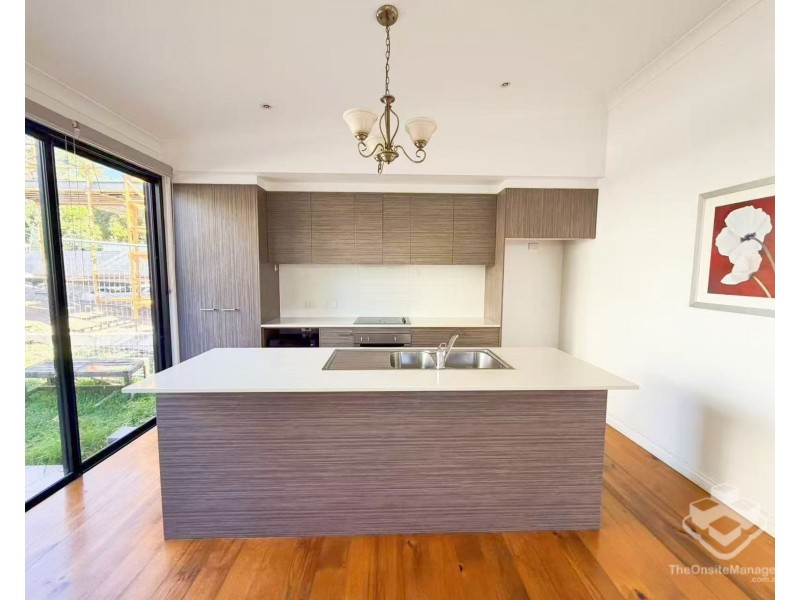 ID:21200808/4 Colville Street, Highgate Hill QLD 4101