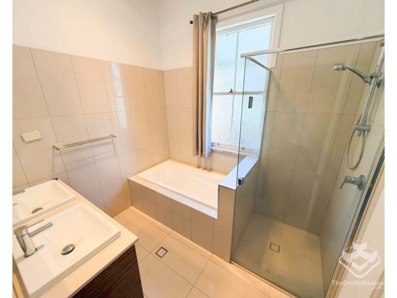 ID:21200808/4 Colville Street, Highgate Hill QLD 4101