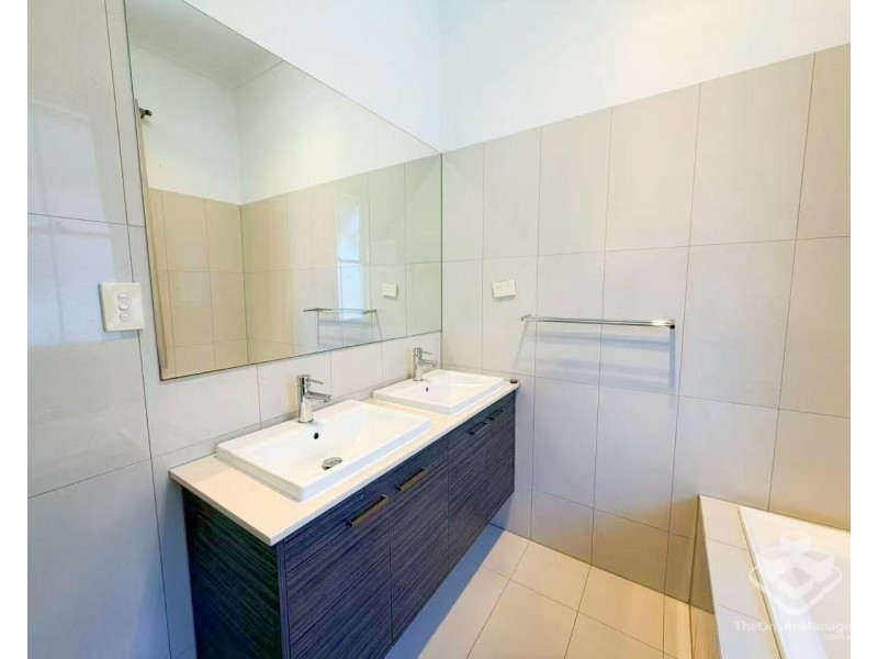 ID:21200808/4 Colville Street, Highgate Hill QLD 4101