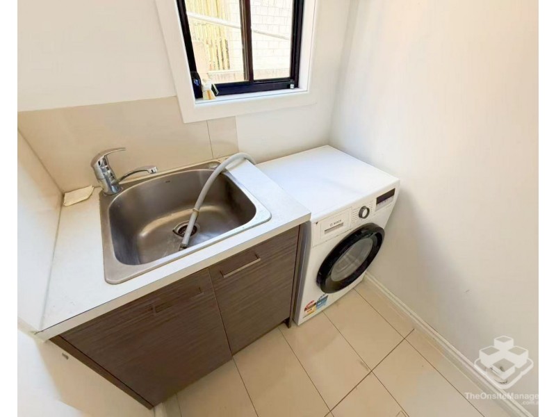 ID:21200808/4 Colville Street, Highgate Hill QLD 4101