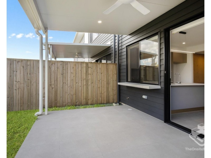 9/8 Ben Dalley Drive, Helensvale QLD 4212