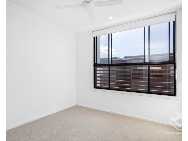 9/8 Ben Dalley Drive, Helensvale QLD 4212