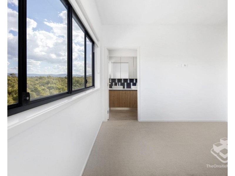 9/8 Ben Dalley Drive, Helensvale QLD 4212