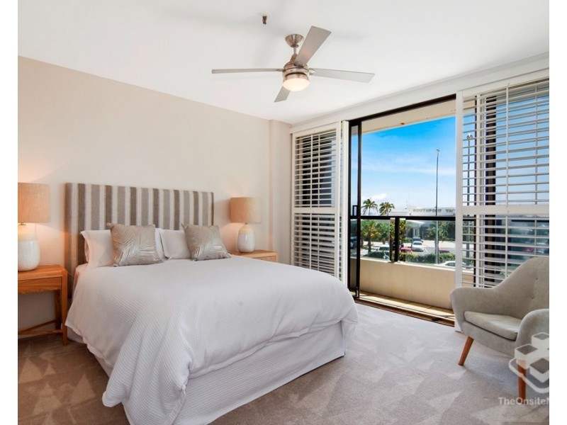 ID:21200893/14 MacArthur Parade, Main Beach QLD 4217