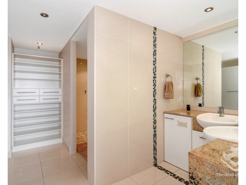 ID:21200893/14 MacArthur Parade, Main Beach QLD 4217