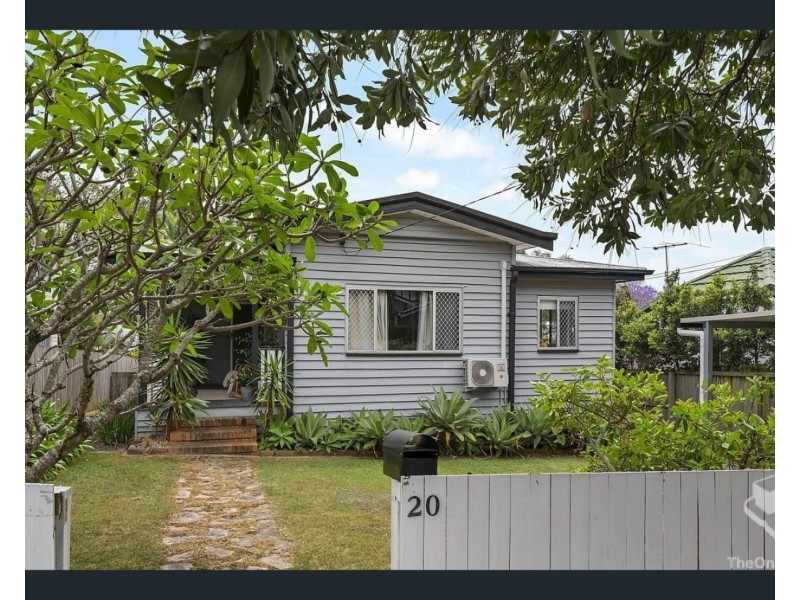 20 Burlington Street, Holland Park QLD 4121