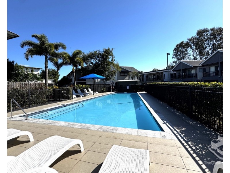 U102/123 Barrack Road, Cannon Hill QLD 4170