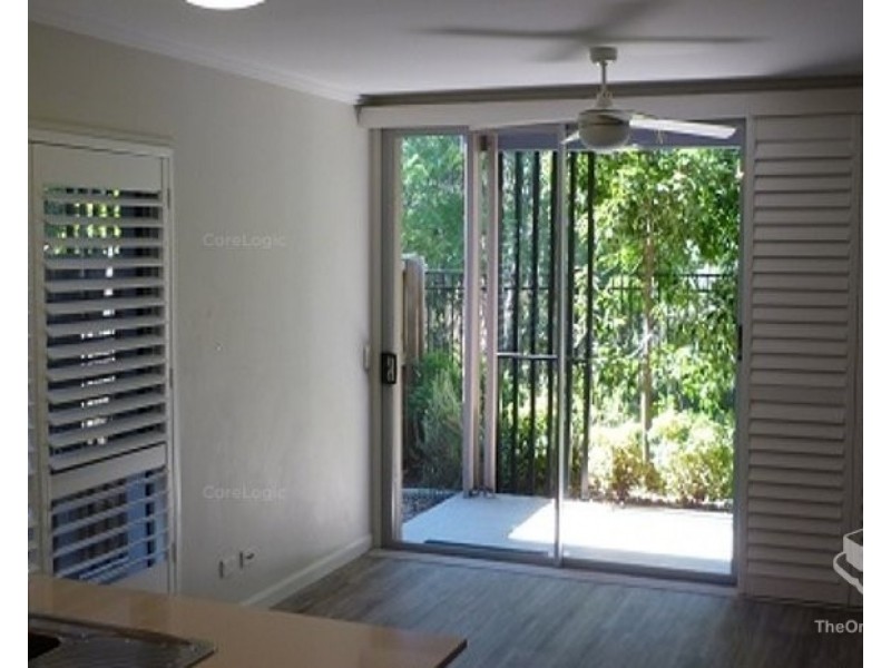 U102/123 Barrack Road, Cannon Hill QLD 4170