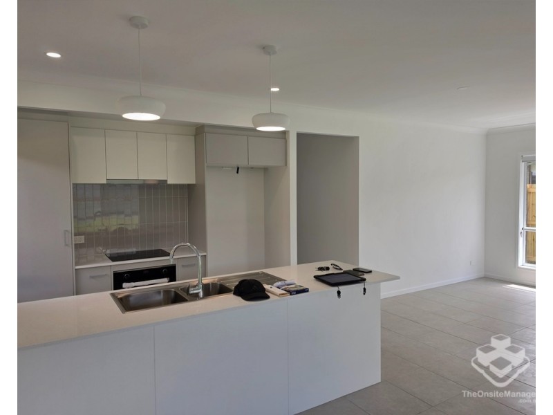 38 Jovinov Road, Greenbank QLD 4124