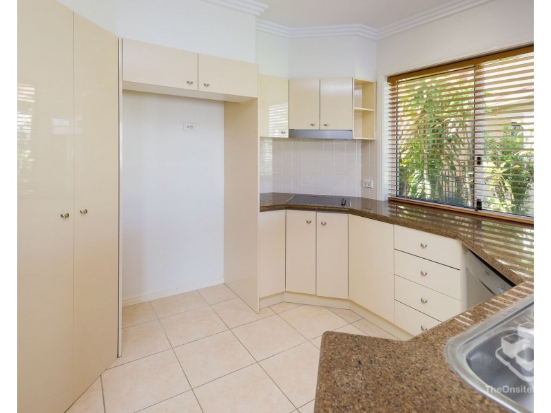 ID:21201383/76 Bayview Street, Runaway Bay QLD 4216