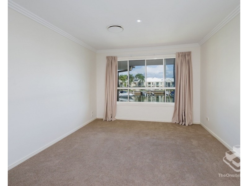 ID:21201383/76 Bayview Street, Runaway Bay QLD 4216