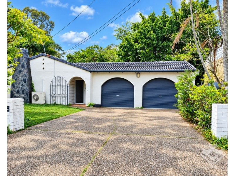 12 Dunstable Street, Macgregor QLD 4109