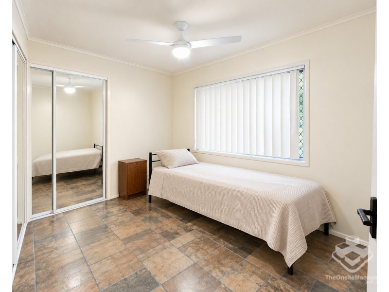 12 Dunstable Street, Macgregor QLD 4109