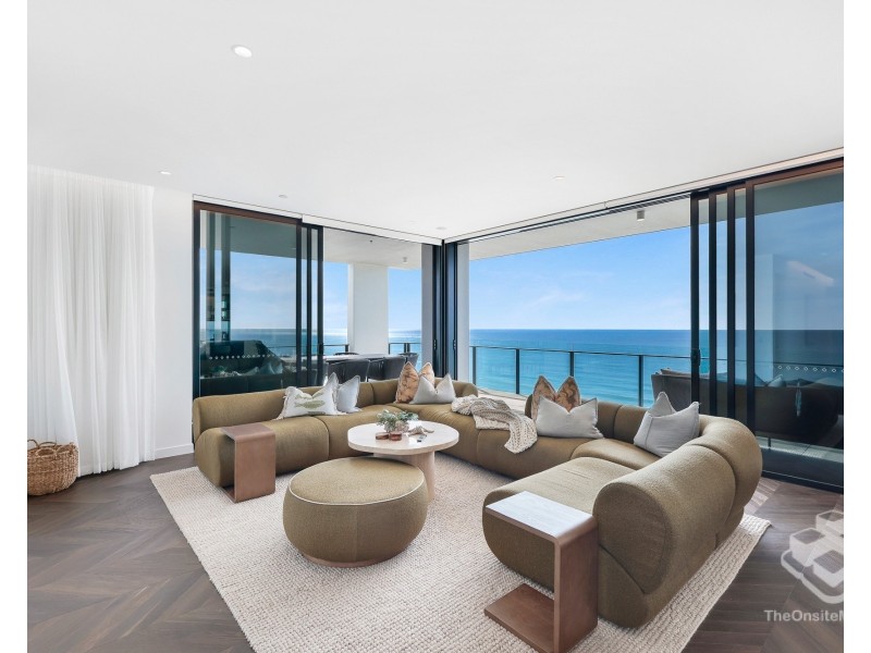 26/2 Charles Avenue, Broadbeach QLD 4218
