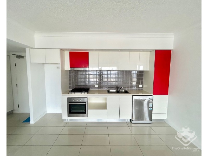 31802/9 Lawson Street, Southport QLD 4215