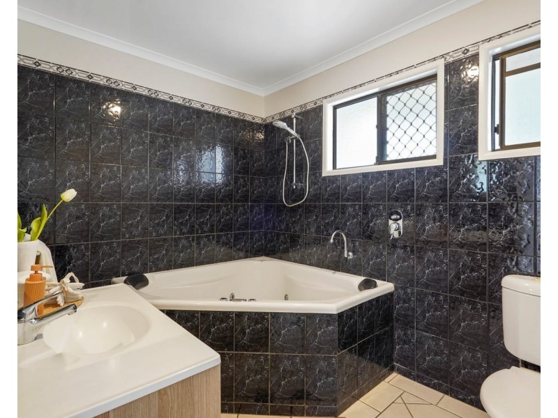 12 Jonkers Court, Morayfield QLD 4506