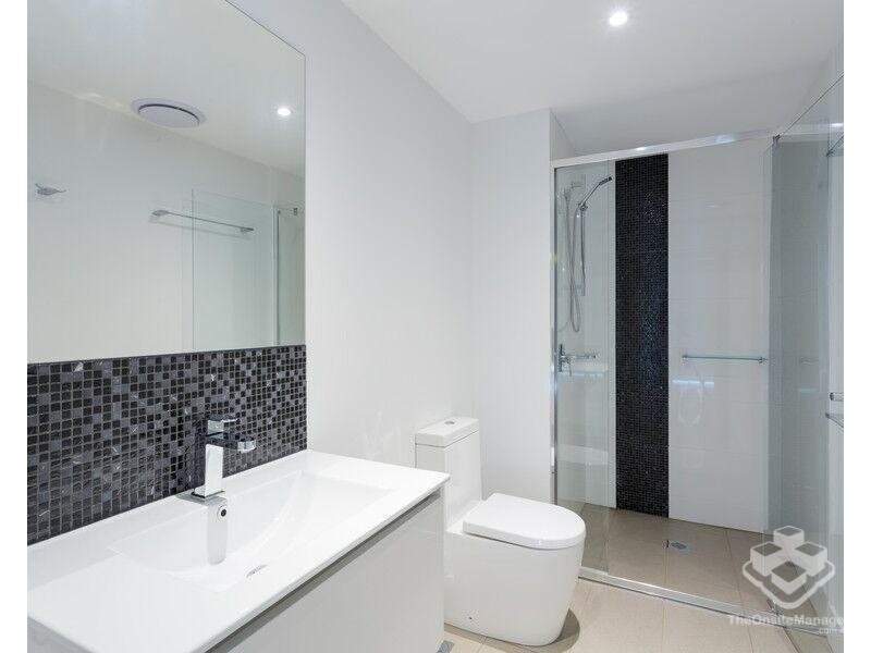 ID:21202063/21 Nile Street, Woolloongabba QLD 4102