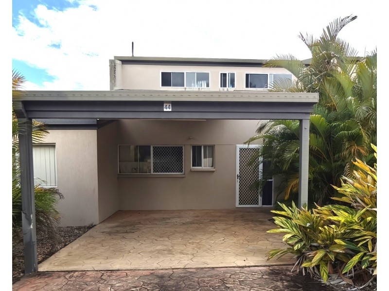 Unit 44/1 Ibis Boulevard, Eli Waters QLD 4655