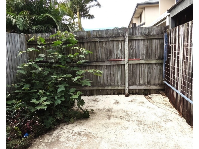 Unit 44/1 Ibis Boulevard, Eli Waters QLD 4655