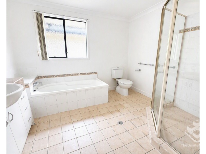 33/2 Springhill Drive, Sippy Downs QLD 4556