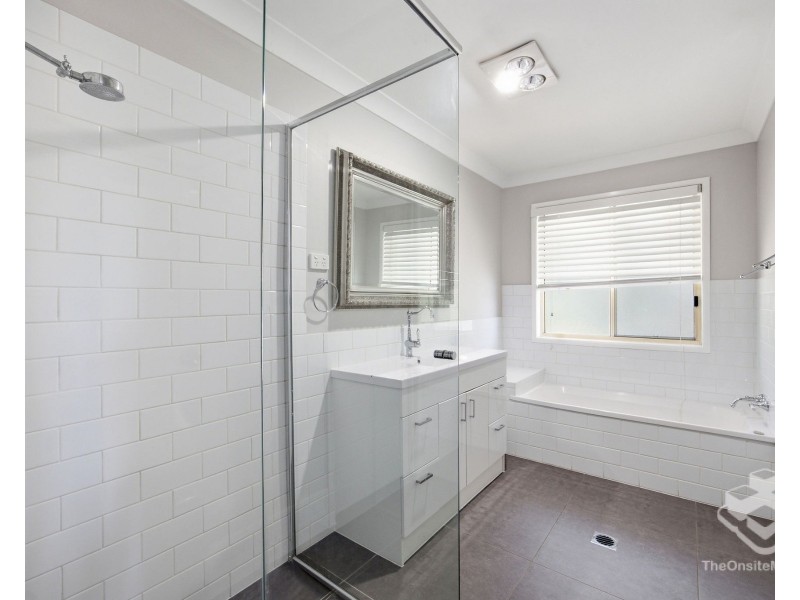 192/125 Hansford Road, Coombabah QLD 4216