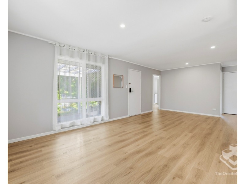 38 Bloodwood Crescent, Molendinar QLD 4214