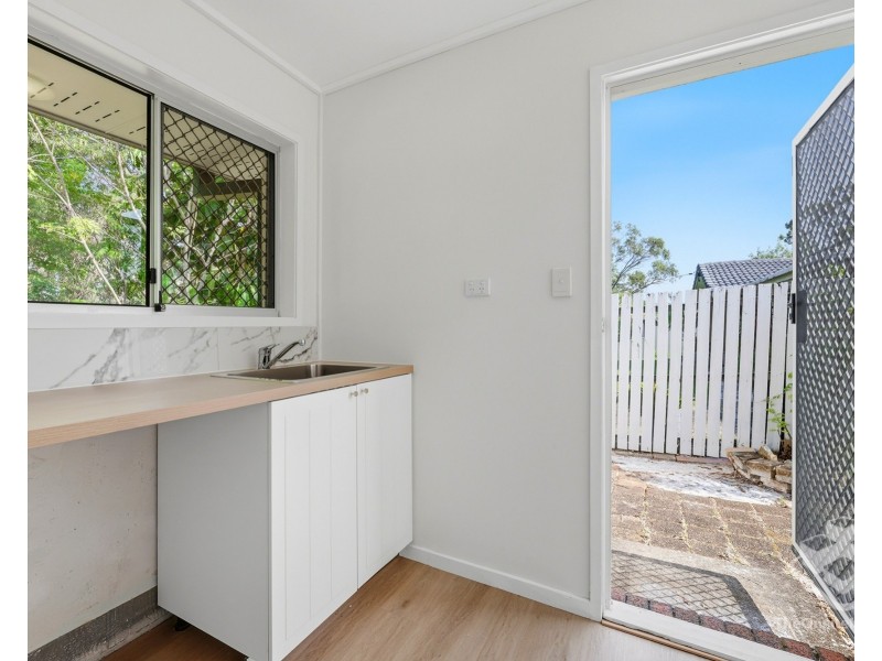 38 Bloodwood Crescent, Molendinar QLD 4214
