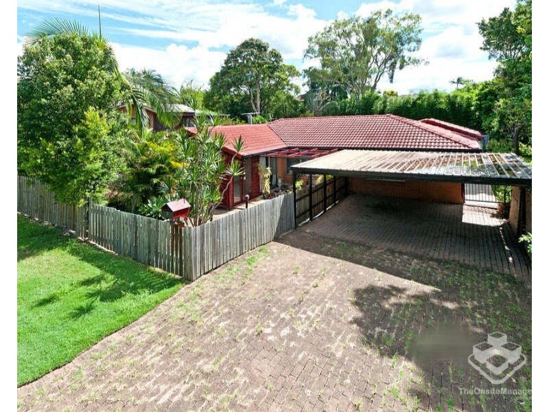 7 Flag Street, Jamboree Heights QLD 4074