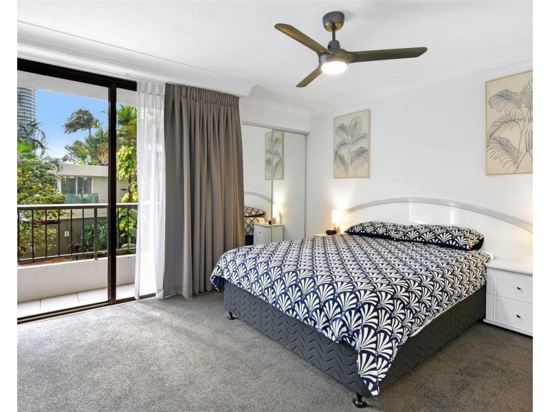 ID:21202358/ 5 Enderley Avenue, Surfers Paradise QLD 4217