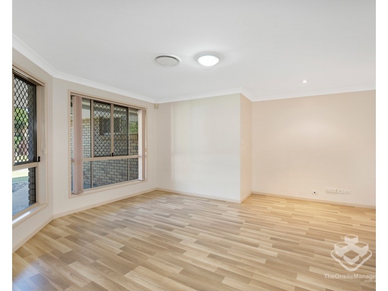 111 Golden Avenue, Calamvale QLD 4116