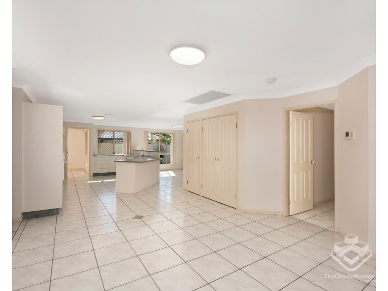 111 Golden Avenue, Calamvale QLD 4116