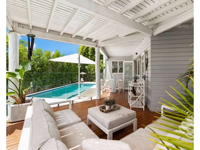 8 Byron Street, Bulimba QLD 4171