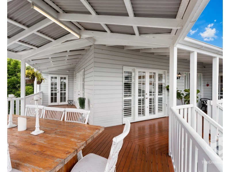 8 Byron Street, Bulimba QLD 4171